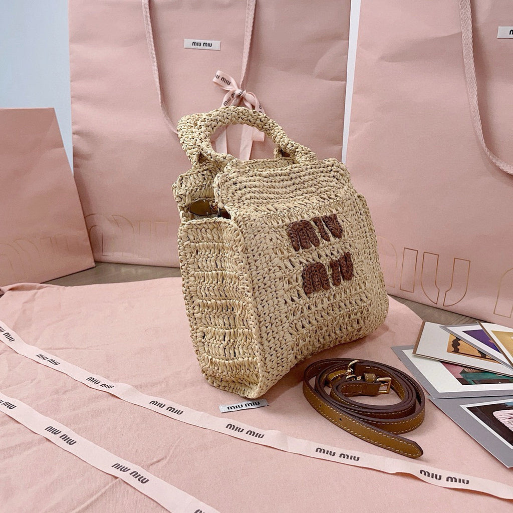 Crochet Tote Bag 23 in Natural Woven Raffia