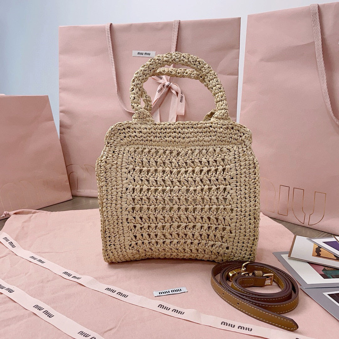 Crochet Tote Bag 23 in Natural Woven Raffia