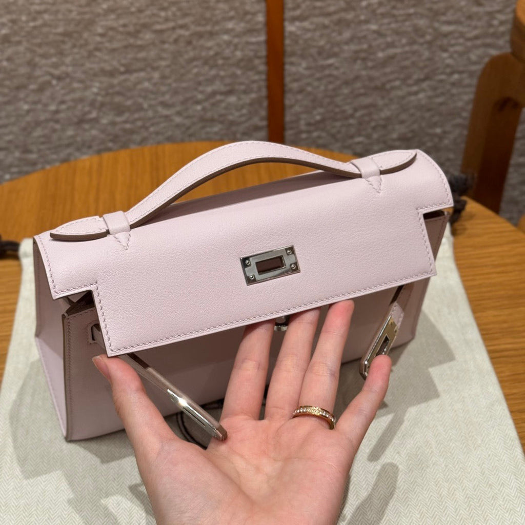 Hermes Kelly Pochette 22 in Light Pink Calfskin Silver Hardware Bag