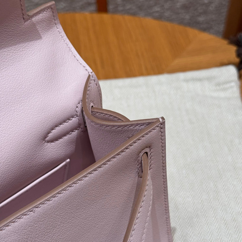 Hermes Kelly Pochette 22 in Light Pink Calfskin Silver Hardware Bag