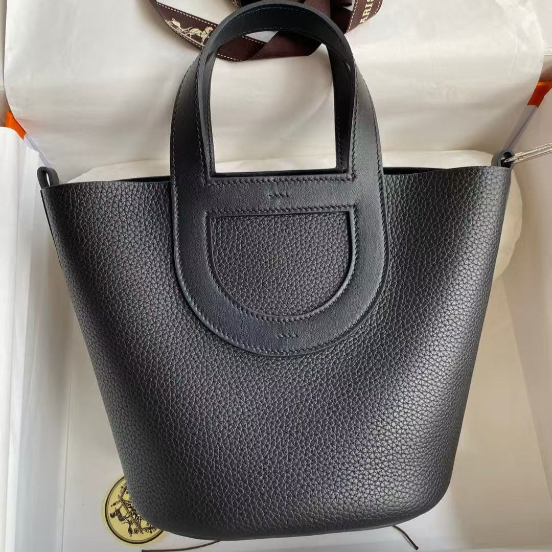 Hermes 25S in the Loop 23 in Black Calfskin Silver Hardware TP3 Bag