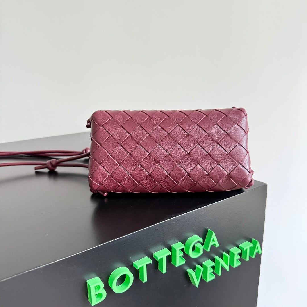 Bottega Veneta Concert Pouch 18.5 in Burgundy Lambskin