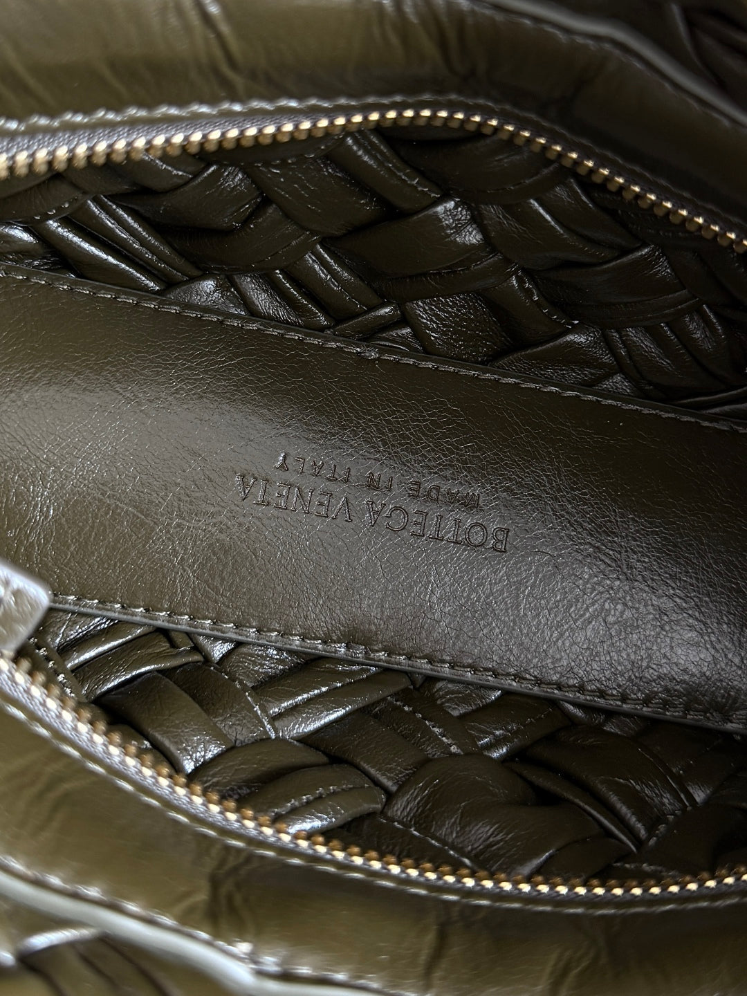 Bottega Veneta Kelimero Cha-Cha Clutch 28.5 in Dark Green Lambskin