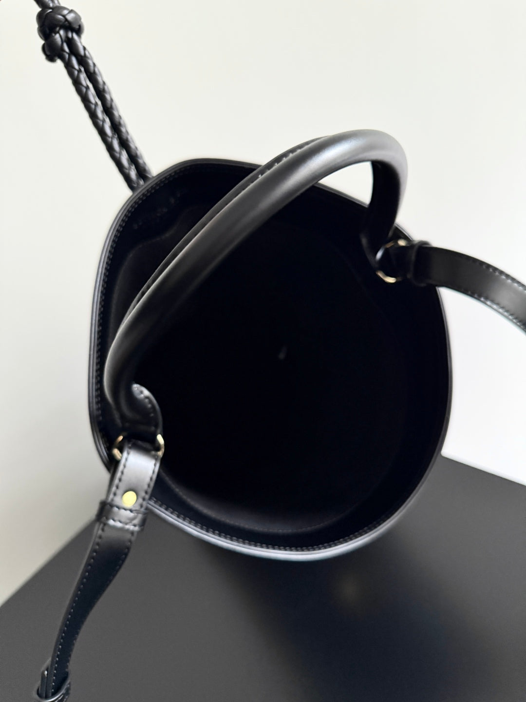 Bottega Veneta 25S Medium Liberta 22 in Black Calfskin Gold Hardware Bag