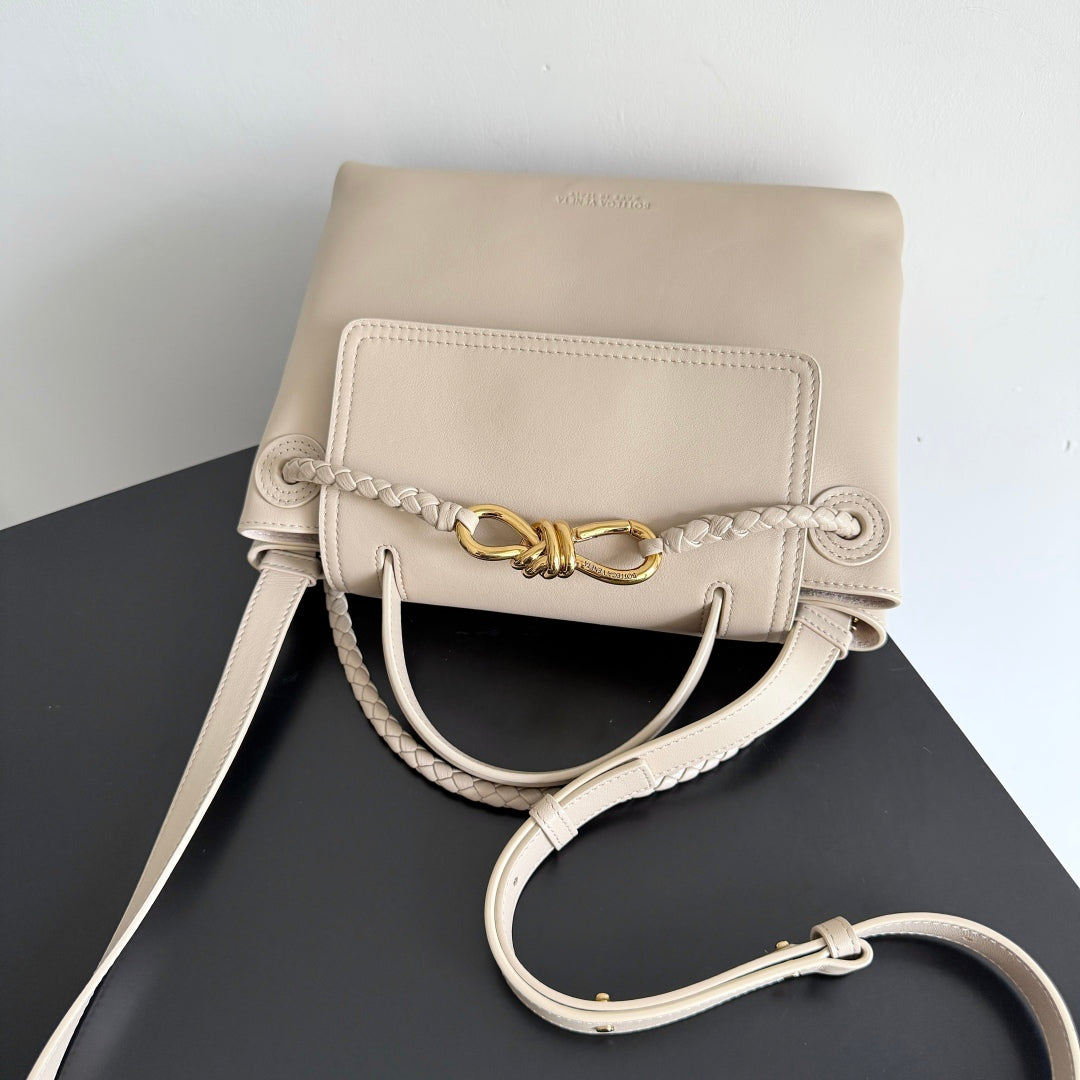 Bottega Veneta 25S Medium Ciao Ciao Bag 26 in Light Warm Beige Calfskin