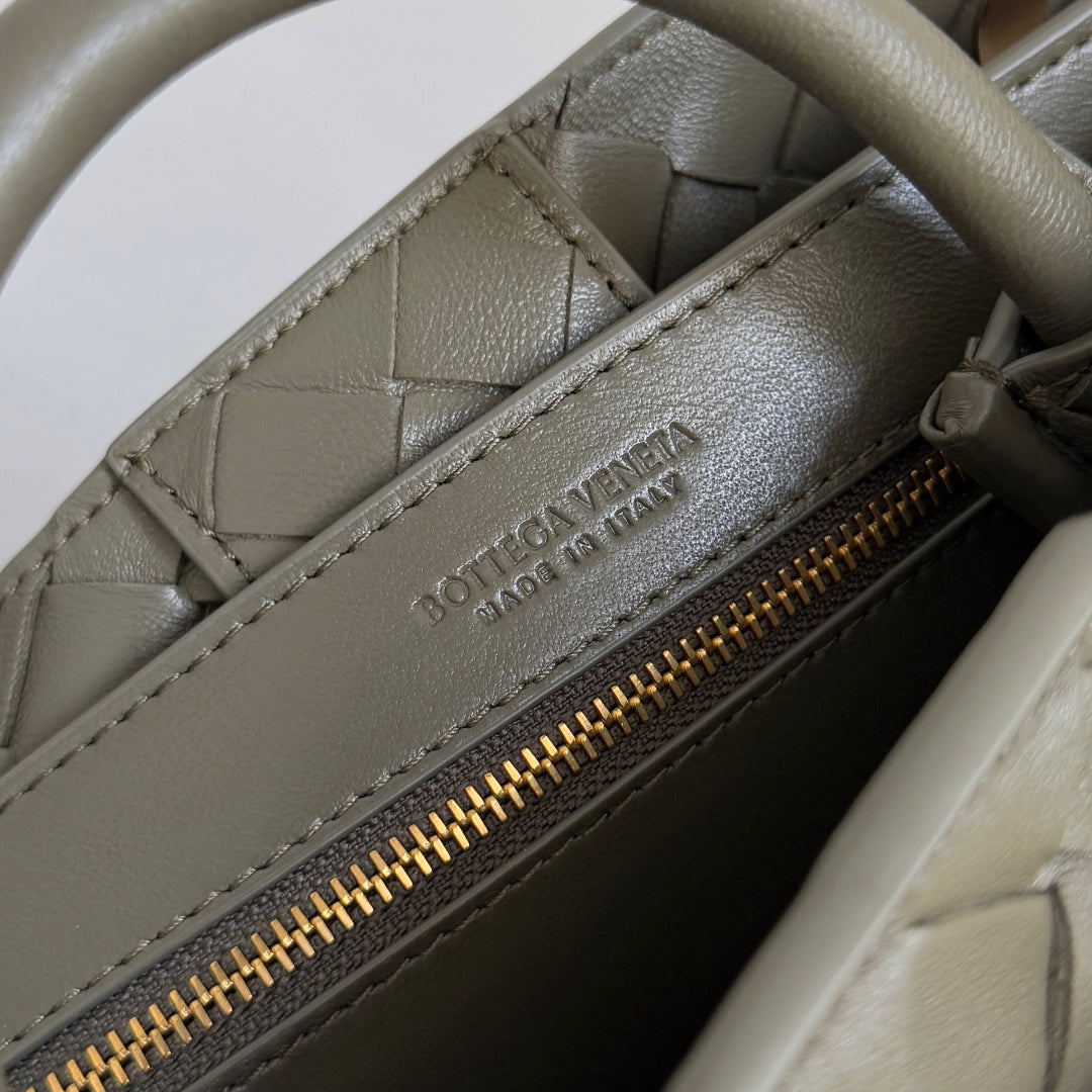 Bottega Veneta 25S Andiamo 25 in Olive Green Calfskin Gold Hardware Bag