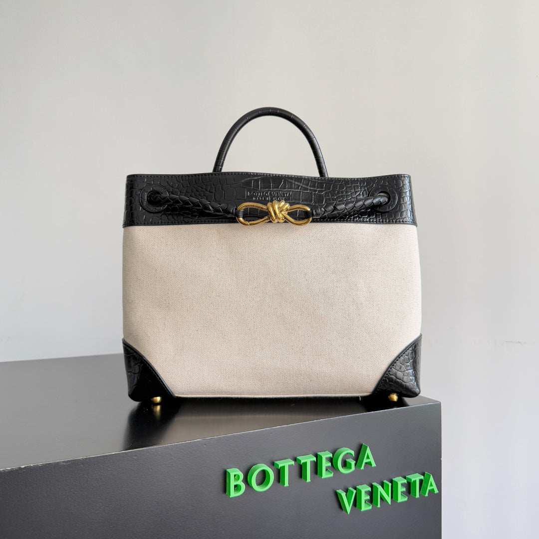 Bottega Veneta 25S Medium Andiamo 32 in Ivory Black Calfskin and Canvas Bag