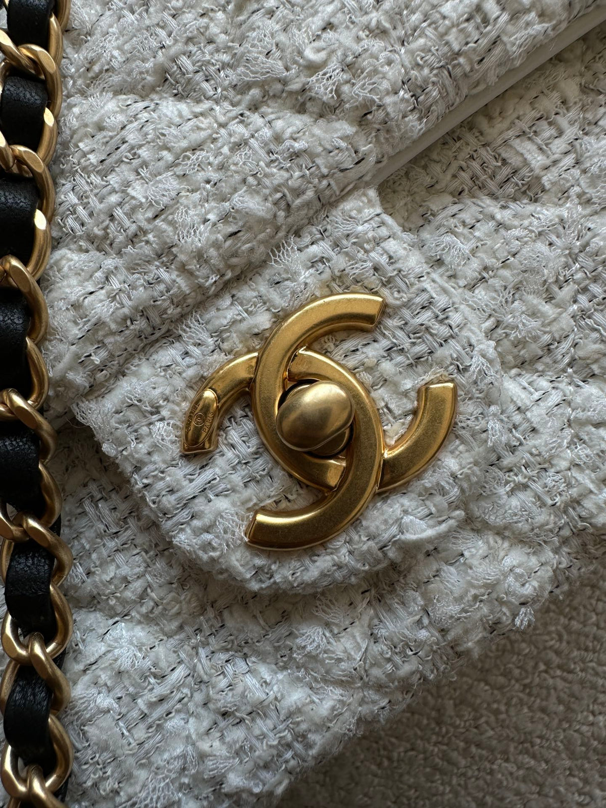 Chanel 25S Mini Flap Bag 23 in Cream White Tweed with Gold Hardware