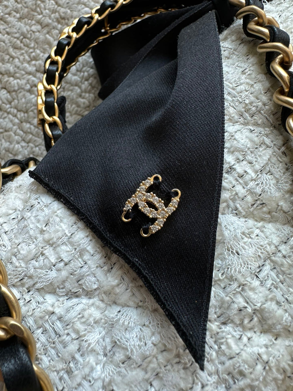 Chanel 25S Mini Flap Bag 23 in Cream White Tweed with Gold Hardware