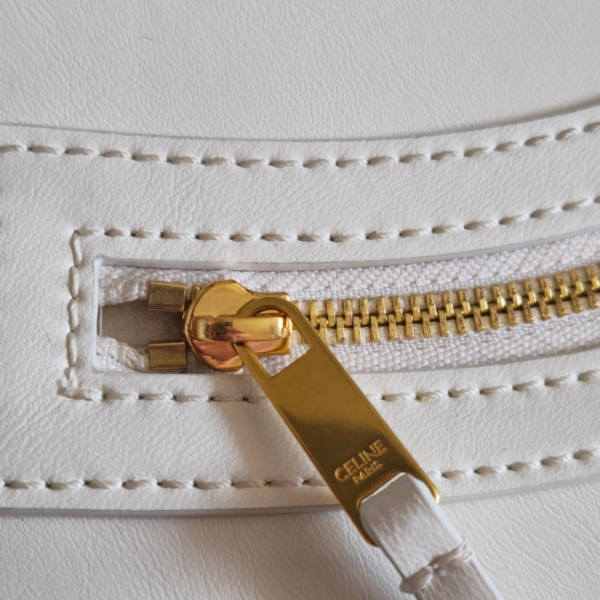Celine 25S Flat Cabas New Luggage 44mm in White Glossy Calfskin Bag