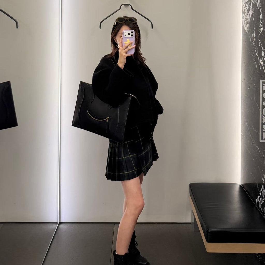 Celine 25S Flat Cabas New Luggage 44mm in Black Glossy Calfskin Bag