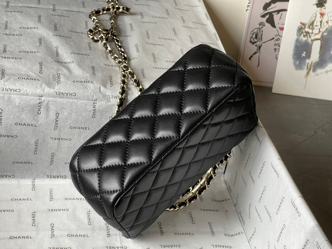 Chanel Mini 18 Flap Bag in Black Lambskin