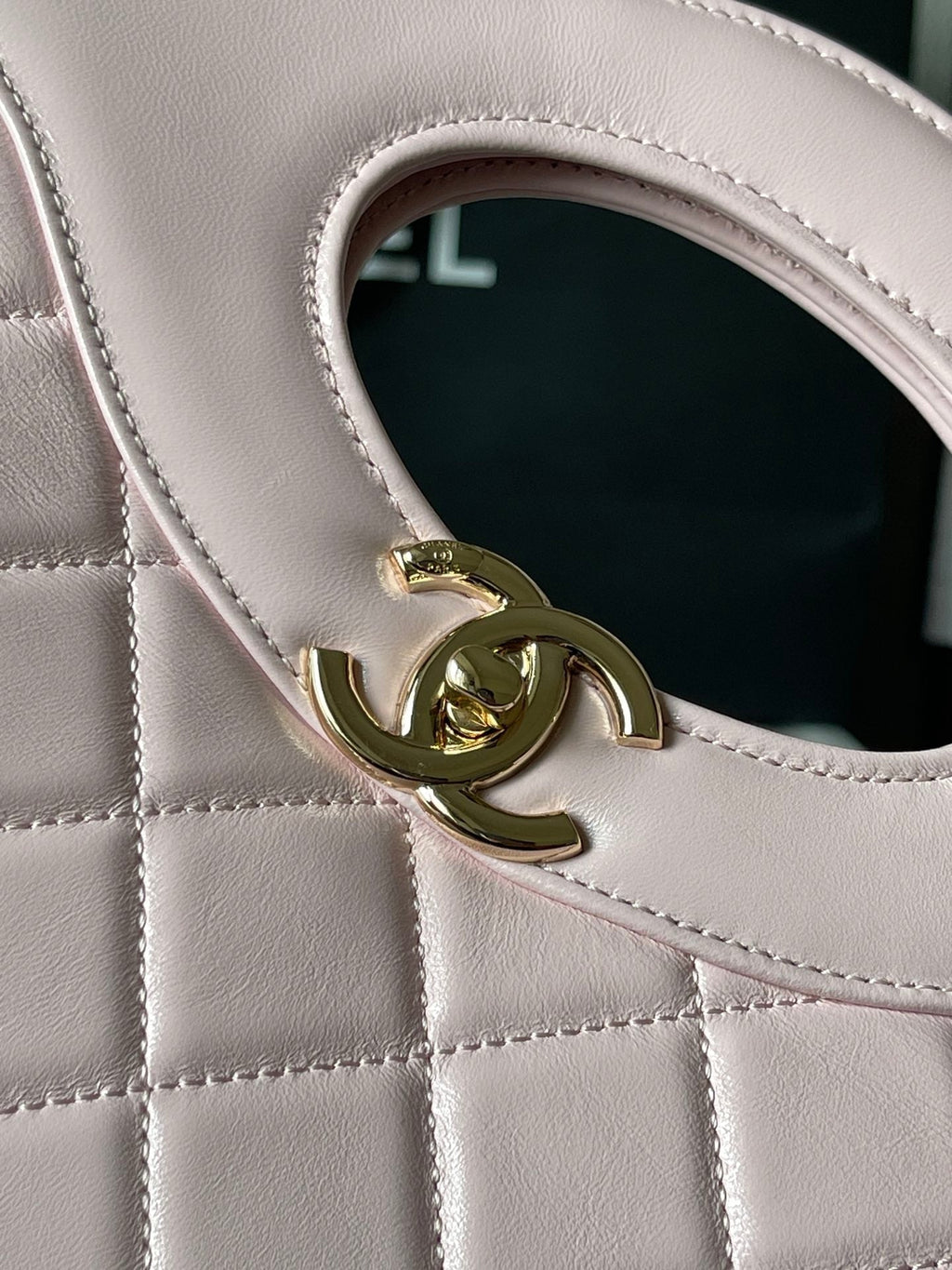 Chanel Medium 36 Shopping Bag in Light Pink Calfskin