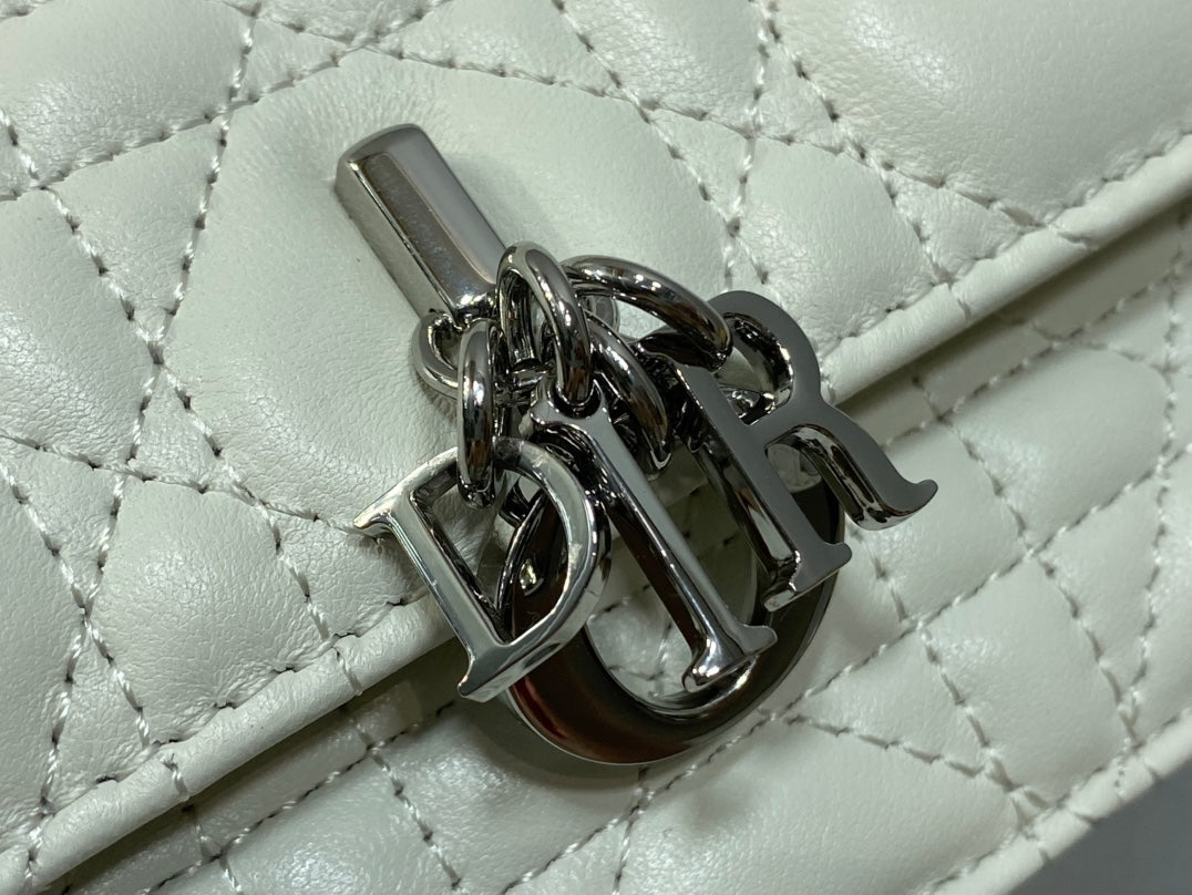 Dior 25S Talk Phone Pouch 21 in White Cannage Lambskin Silver Hardware