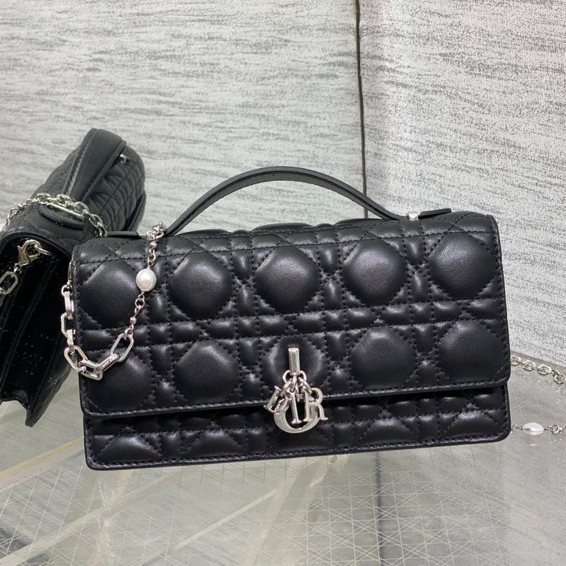 Dior 25S Talk Phone Pouch 21 in Black Cannage Lambskin Silver Hardwre