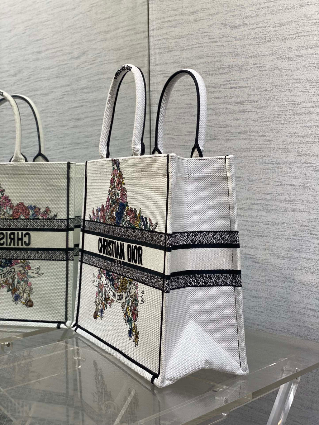 Dior 25S Lucky Large Dior Book Tote 42 in White Multicolor Dior Star Embroidery