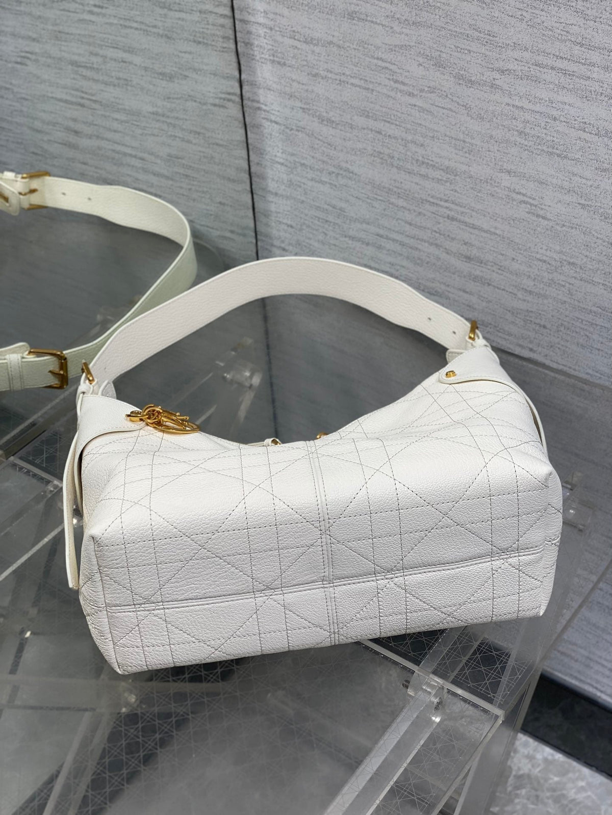 Dior 25S Medium Voyage Bag 28 in Ivory Flat Macrocannage Grained Calfskin