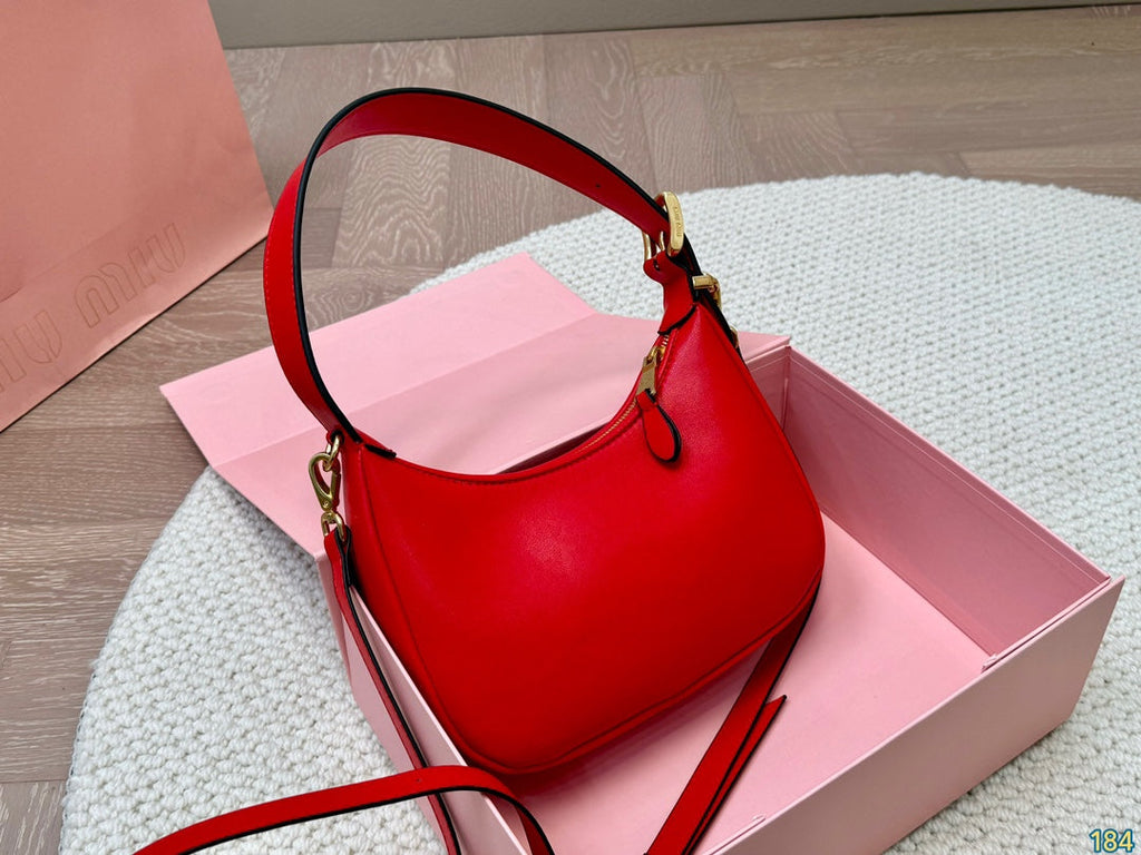 Hobo 22 Bag in Cherry Red Calfskin