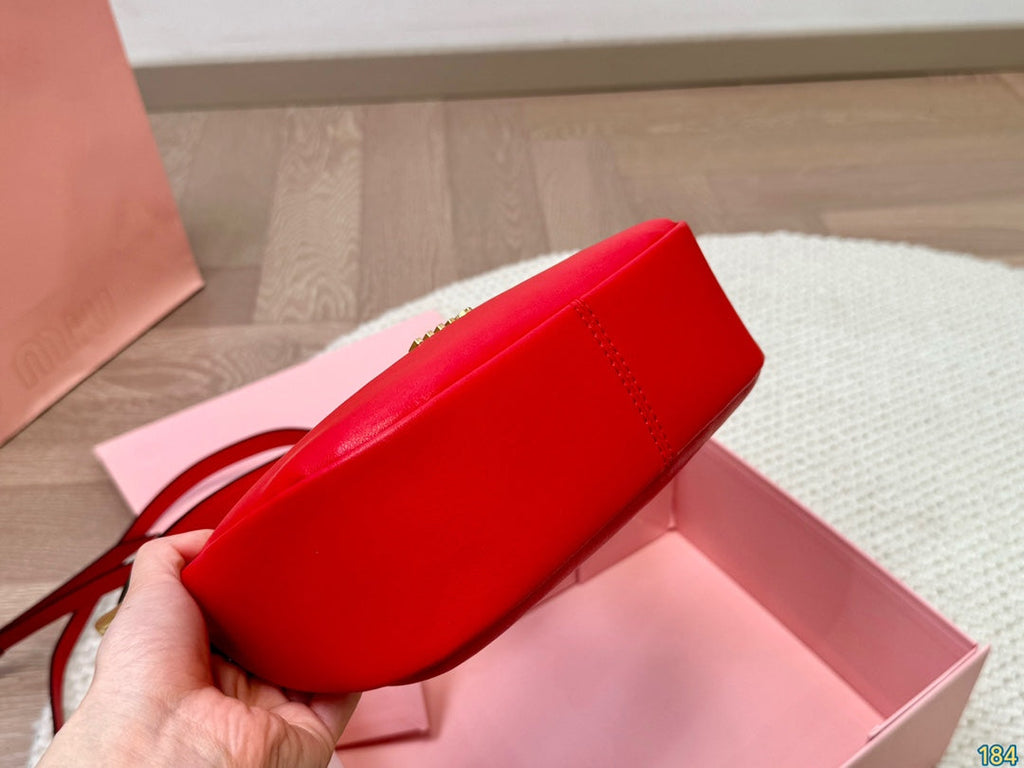 Hobo 22 Bag in Cherry Red Calfskin