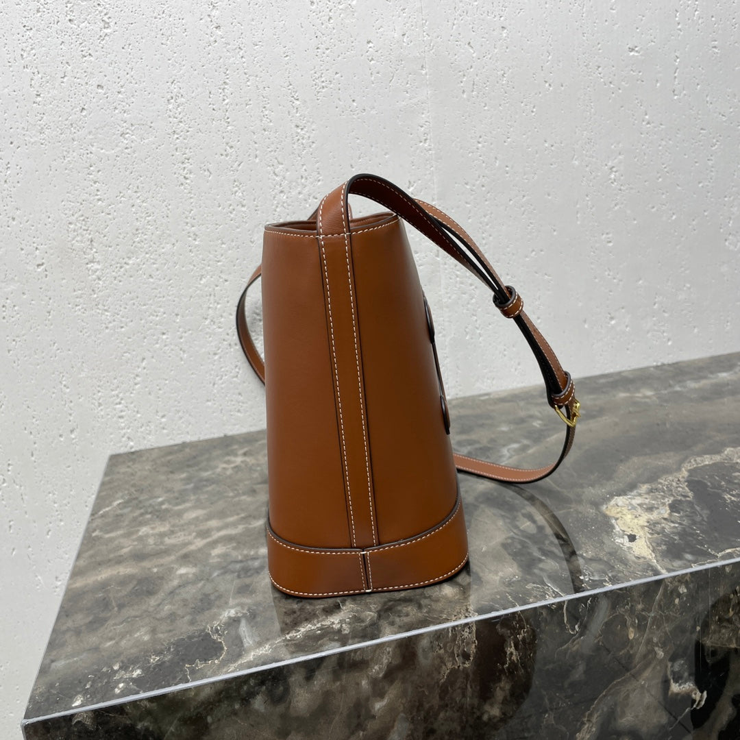 Celine 25S Cuir Triomphe Bag 30 in Tan Brown Calfskin