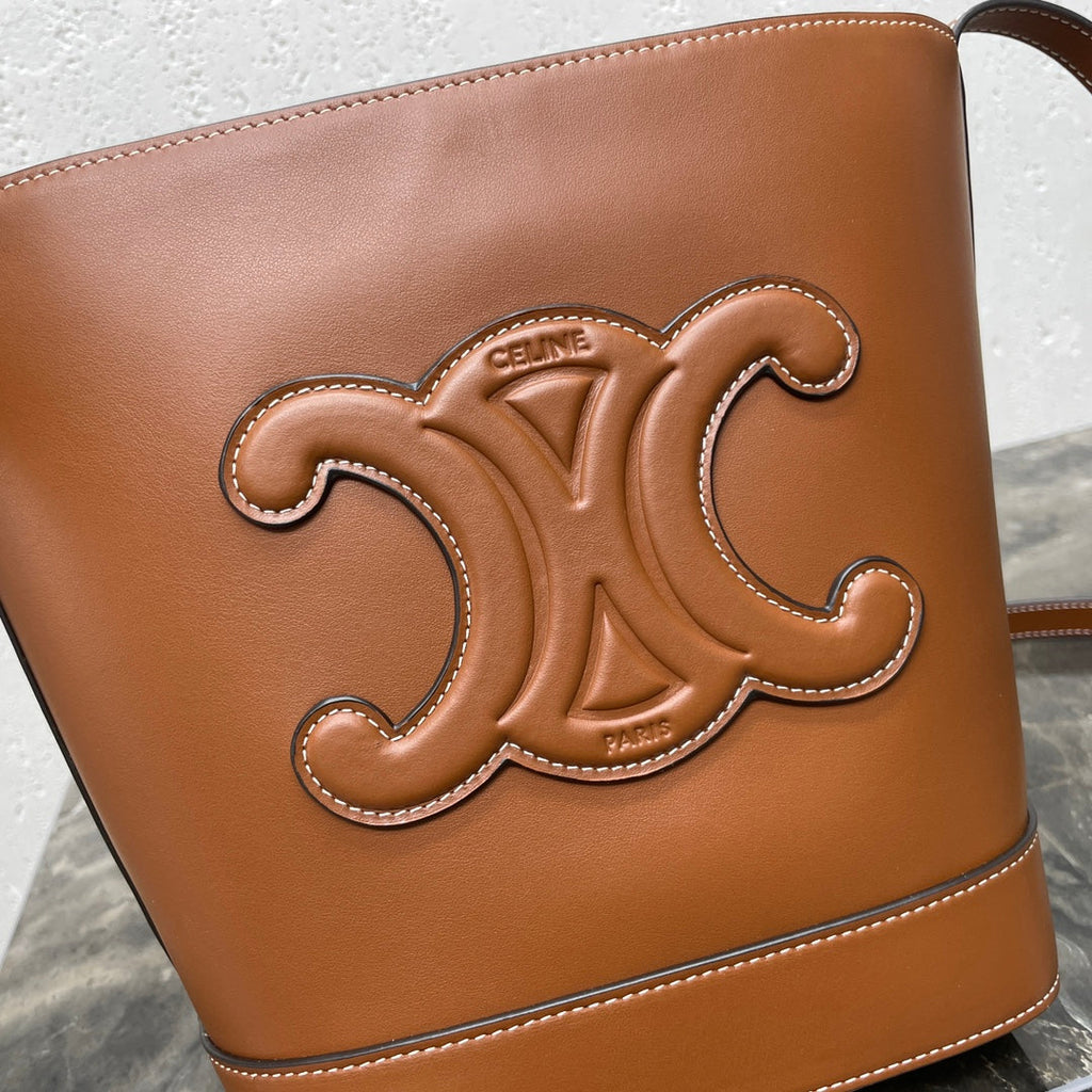 Celine 25S Cuir Triomphe Bag 30 in Tan Brown Calfskin