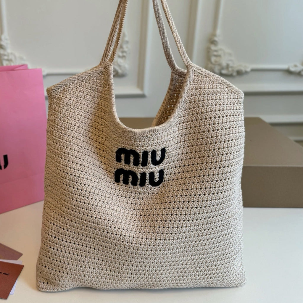 Hollow Knitted Tote Bag 35 in Off White Mix Black Woven Fabric