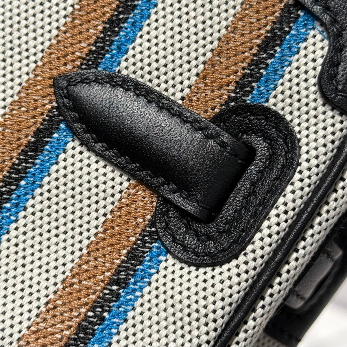 Hermes Birkin Shoulder 29 in Black Calfskin Écru/Noir/Fauve/Noir/Bleu Zanzibar Embroidery Canvas Bag