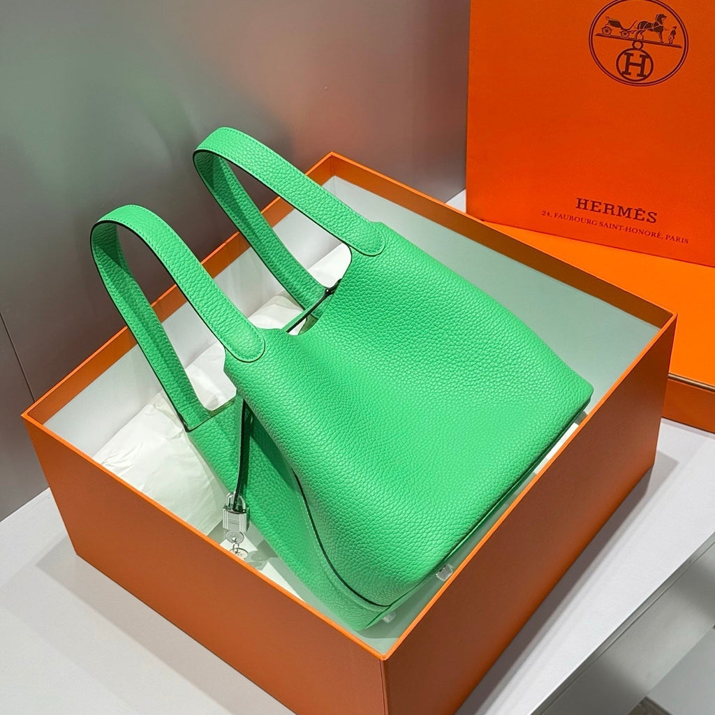 Hermes 25S Picotin Lock 22 in Spring Green Calfskin Silver Hardware Bag