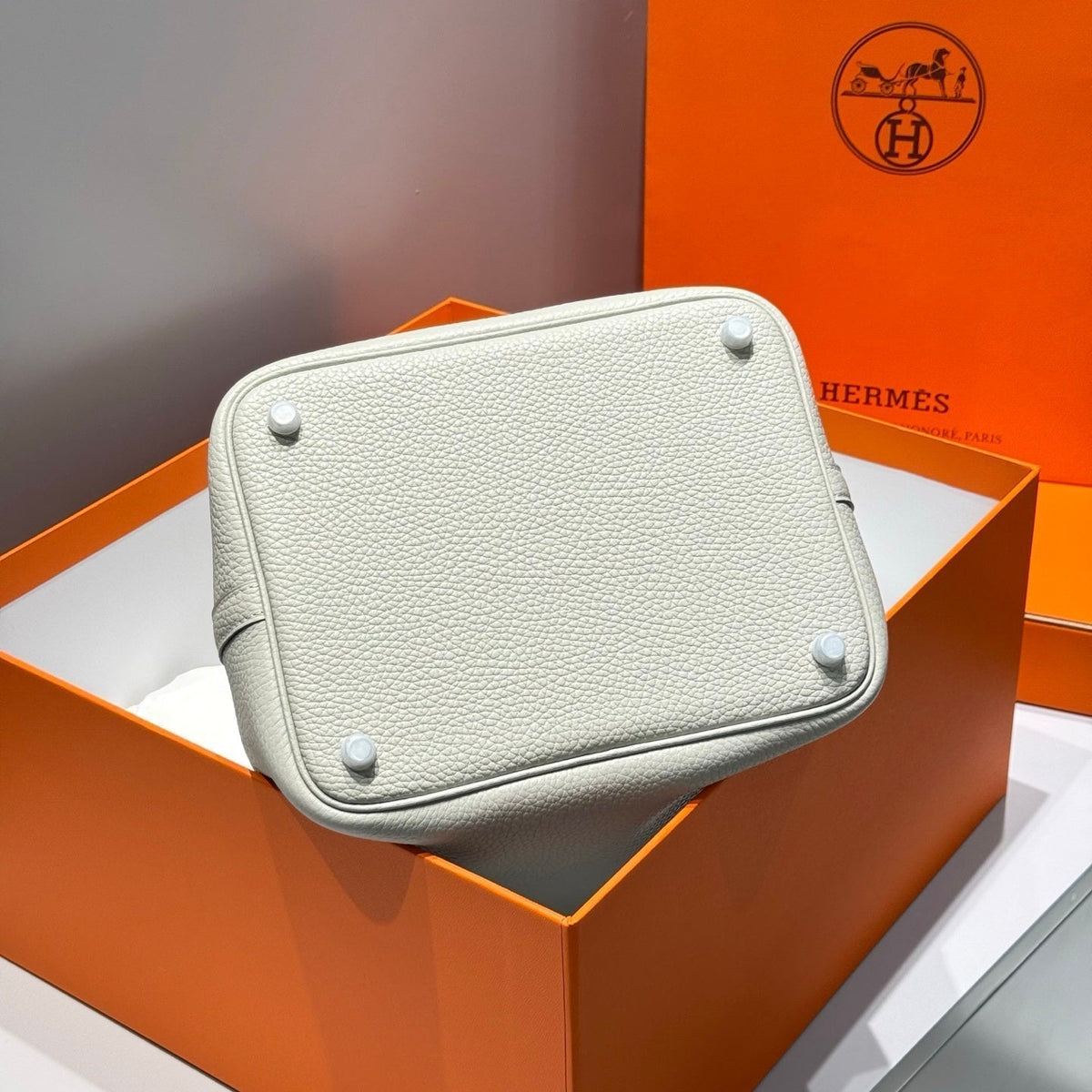 Hermes 25S Picotin Lock 22 in Ivory Calfskin Silver Hardware Bag