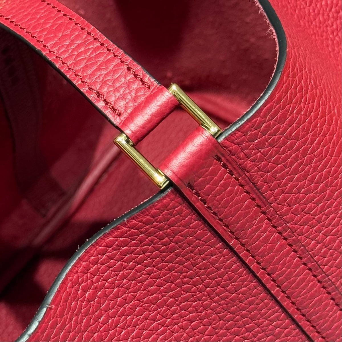 Hermes 25S Picotin Lock 22 in Rosso Ancora Red Calfskin Gold Hardware Bag