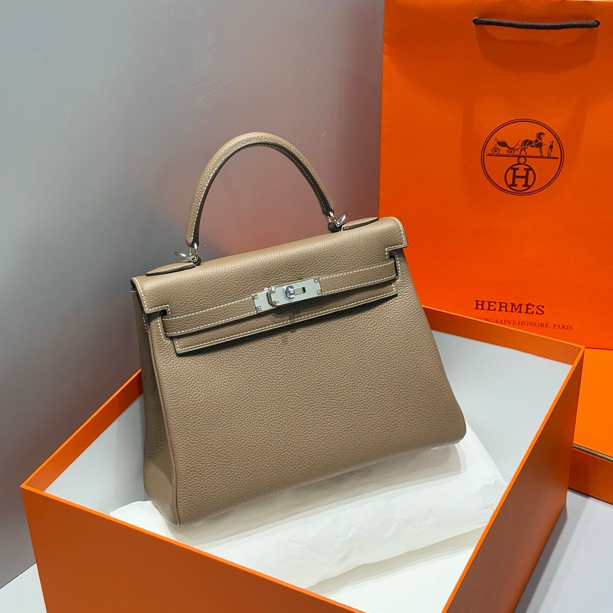 Hermes 25S Kelly Bag 28 in Etoupe Epsom Calfskin Silver Hardware