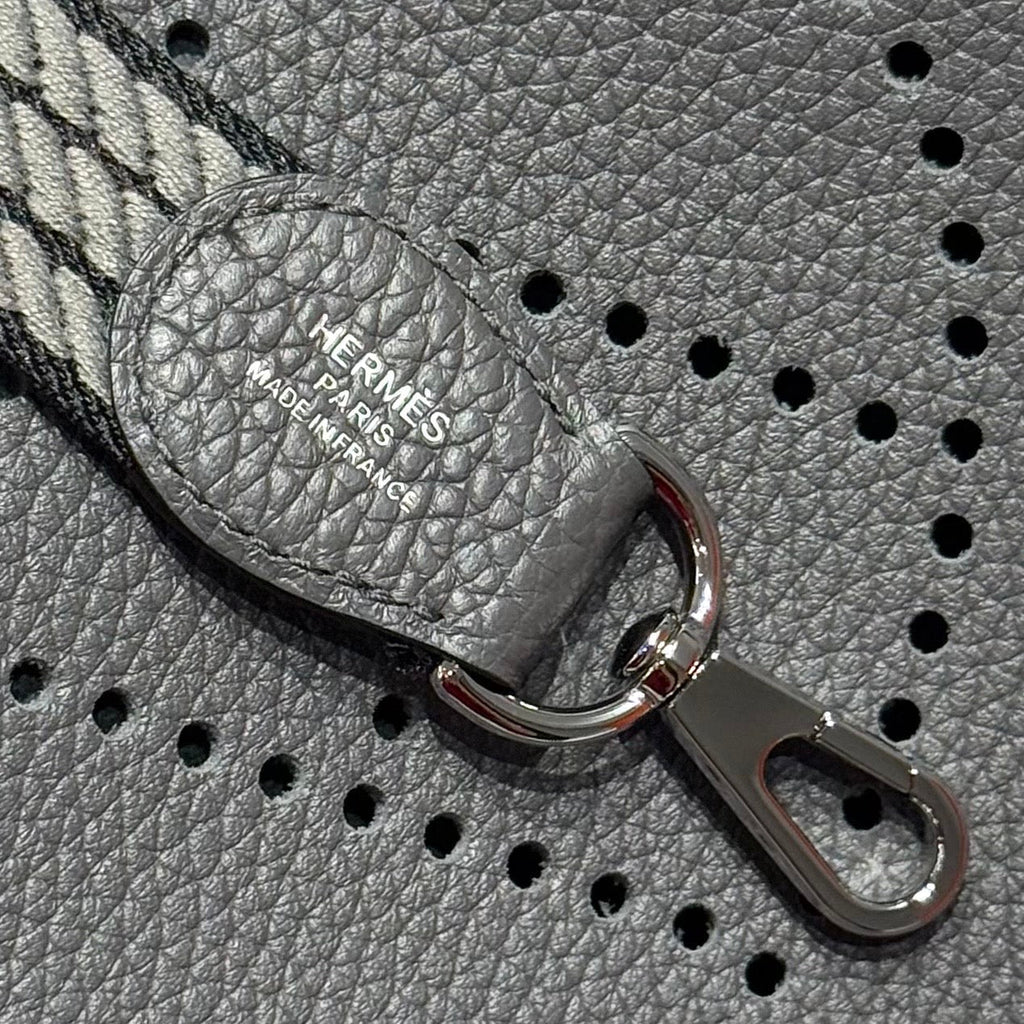 Hermes 25S Mini Evelyne 18 in Charcoal Gray Patterned Strap Calfskin Silver Hardware Bag