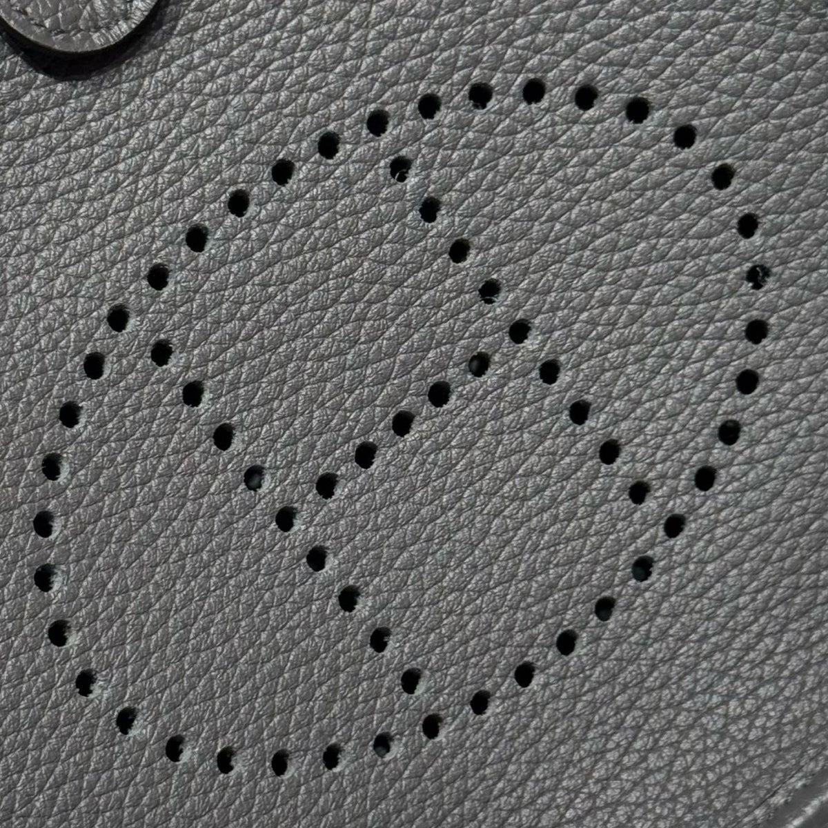 Hermes 25S Mini Evelyne 18 in Charcoal Gray Patterned Strap Calfskin Silver Hardware Bag