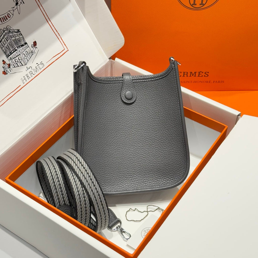 Hermes 25S Mini Evelyne 18 in Charcoal Gray Patterned Strap Calfskin Silver Hardware Bag