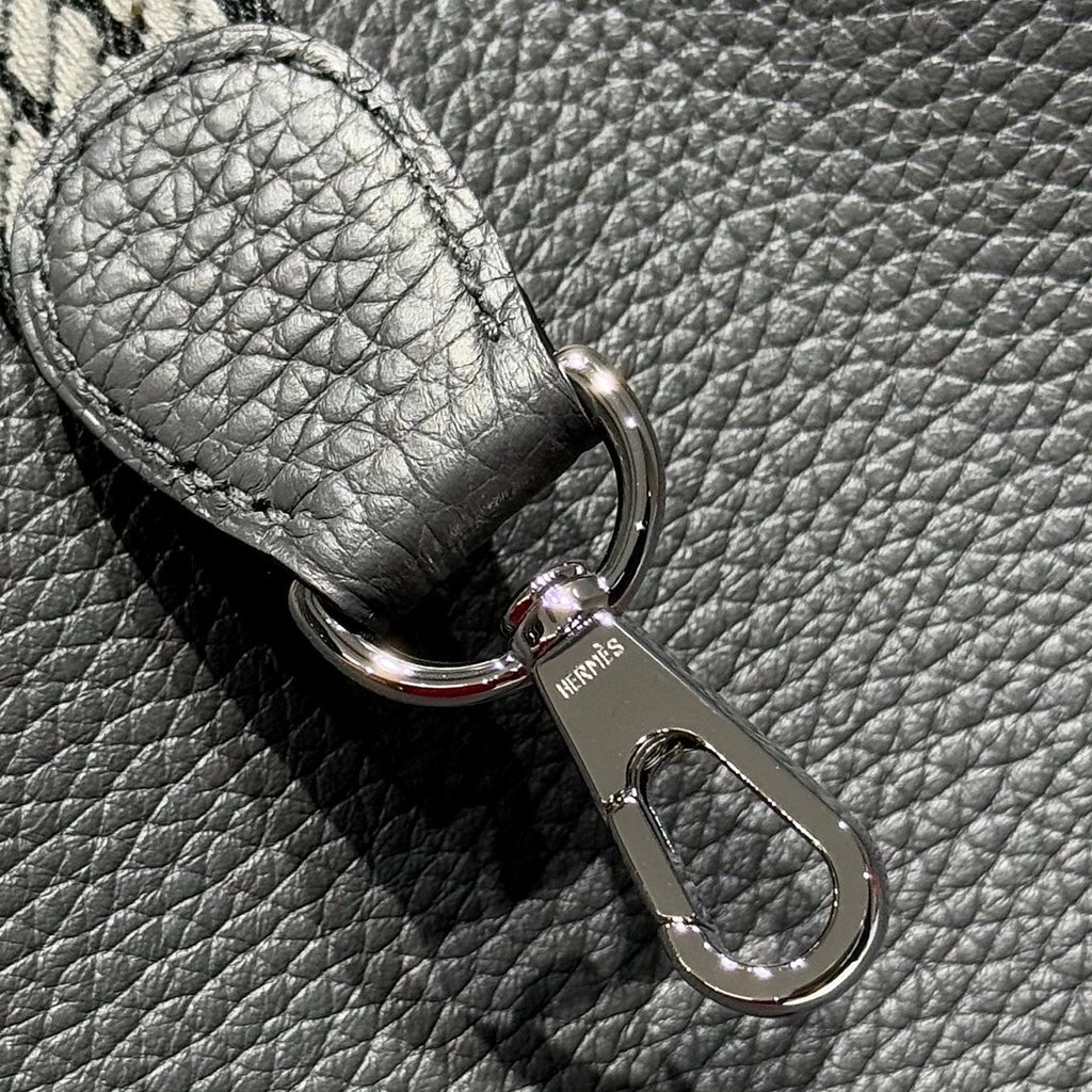 Hermes 25S Mini Evelyne 18 in Charcoal Gray Patterned Strap Calfskin Silver Hardware Bag