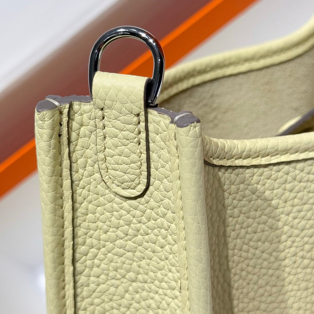 Hermes 25S Mini Evelyne 18 in Milton Yellow Patterned Strap Calfskin Silver Hardware Bag