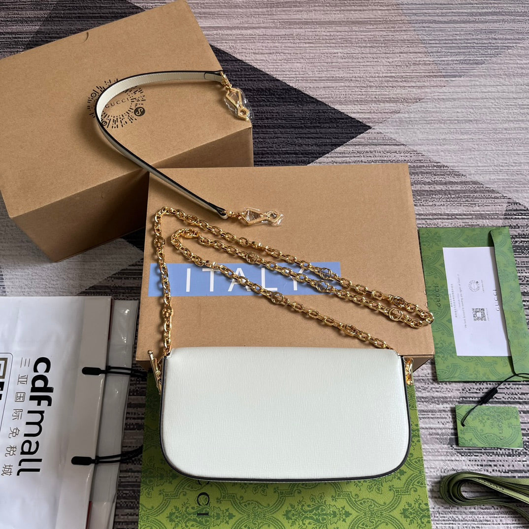 Gucci Diamond Horsebit Shoulder Bag 24 in White Calfskin Gold Hardware