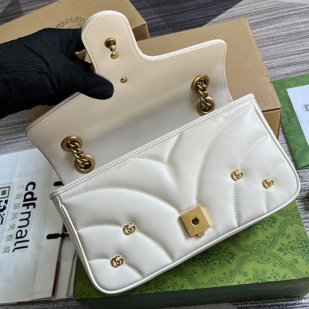 Gucci Marmont Medium 26 Bag in White Lambskin