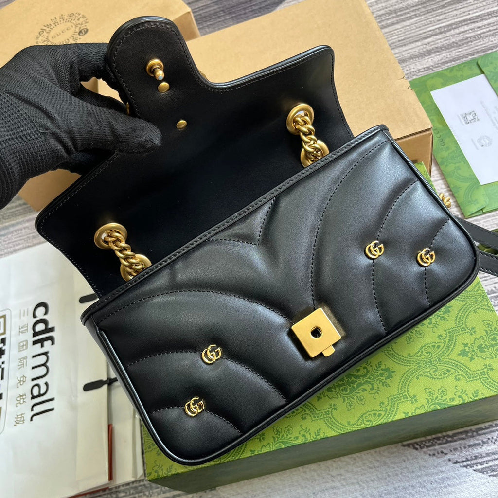 Gucci Marmont Medium 26 Bag in Black Lambskin