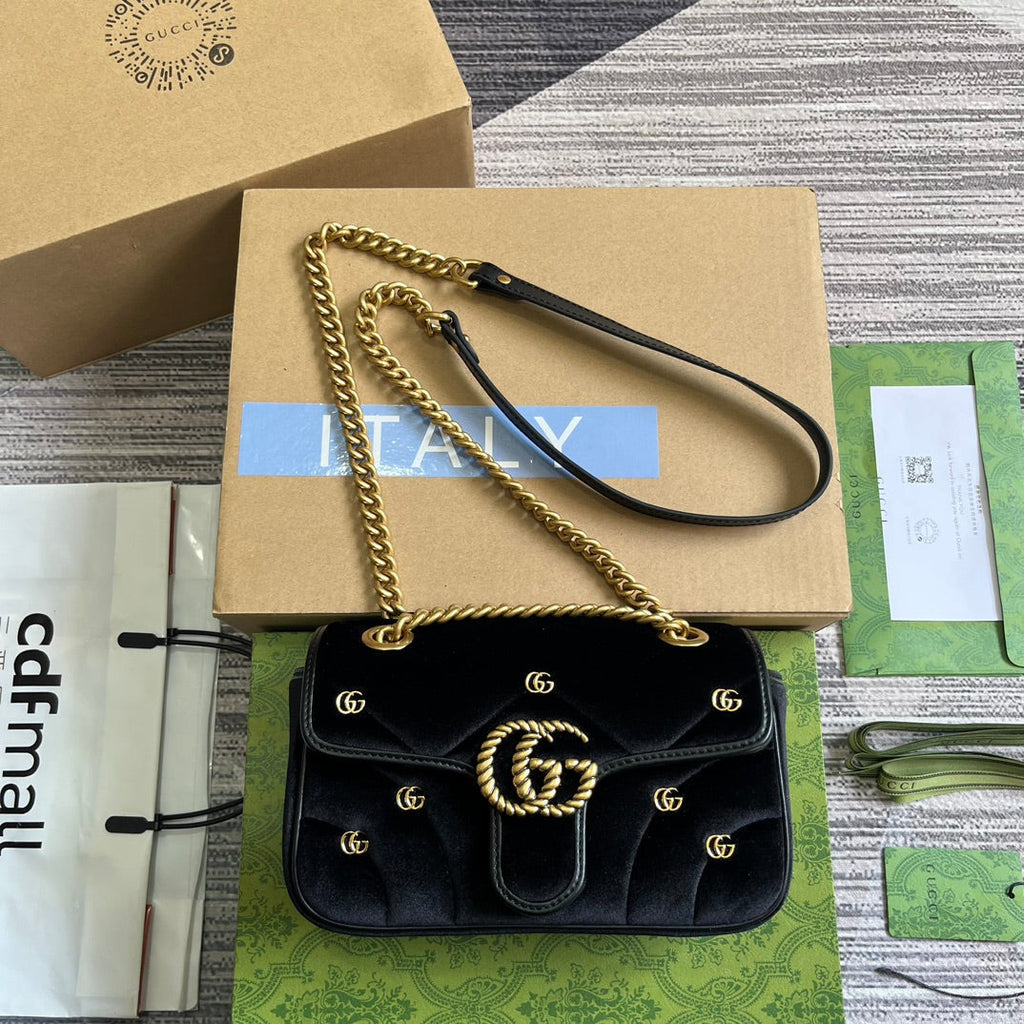 Gucci Marmont Mini 22 Bag in Black Velvet