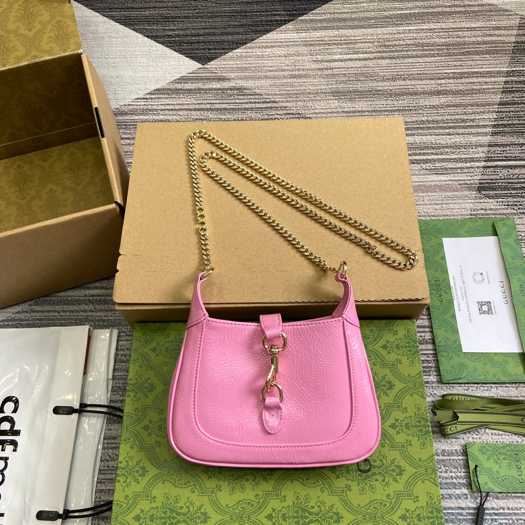 Gucci Jackie Notte Mini Bag 19 in Pink Cracked Lacquer Calfskin Gold Hardware