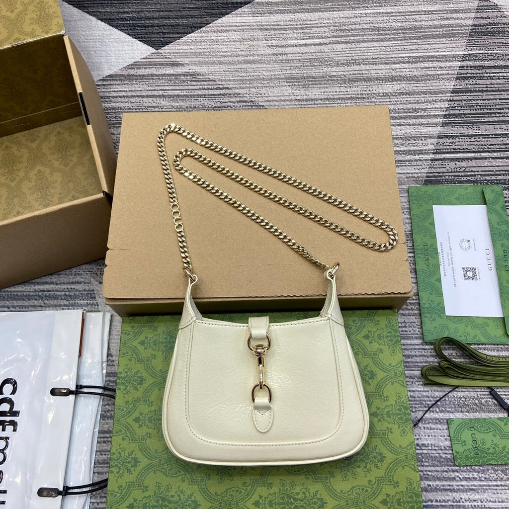 Gucci Jackie Notte Mini Bag 19 in White Cracked Lacquer Calfskin Gold Hardware