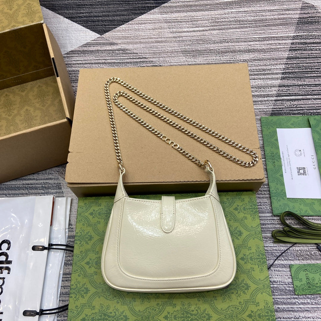 Gucci Jackie Notte Mini Bag 19 in White Cracked Lacquer Calfskin Gold Hardware