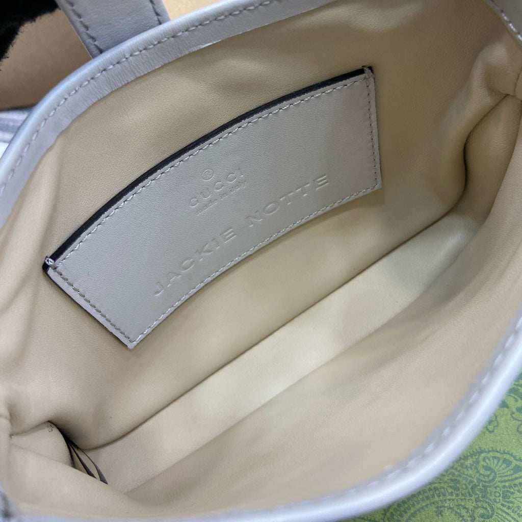 Gucci Jackie Notte Mini Bag 19 in White Calfskin Gold Hardware