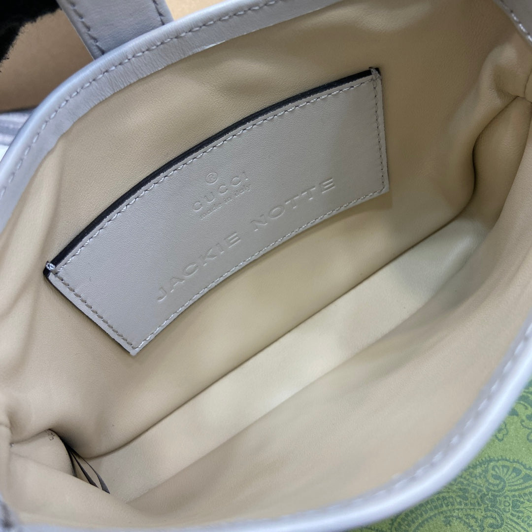 Gucci Jackie Notte Mini Bag 19 in White Calfskin Gold Hardware