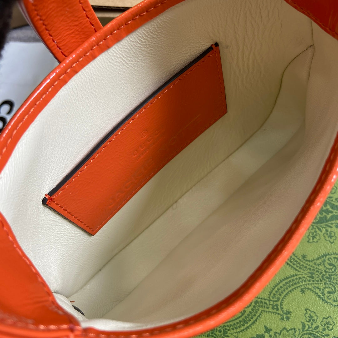 Gucci Jackie Notte Mini Bag 19 in Orange Cracked Lacquer Calfskin Gold Hardware