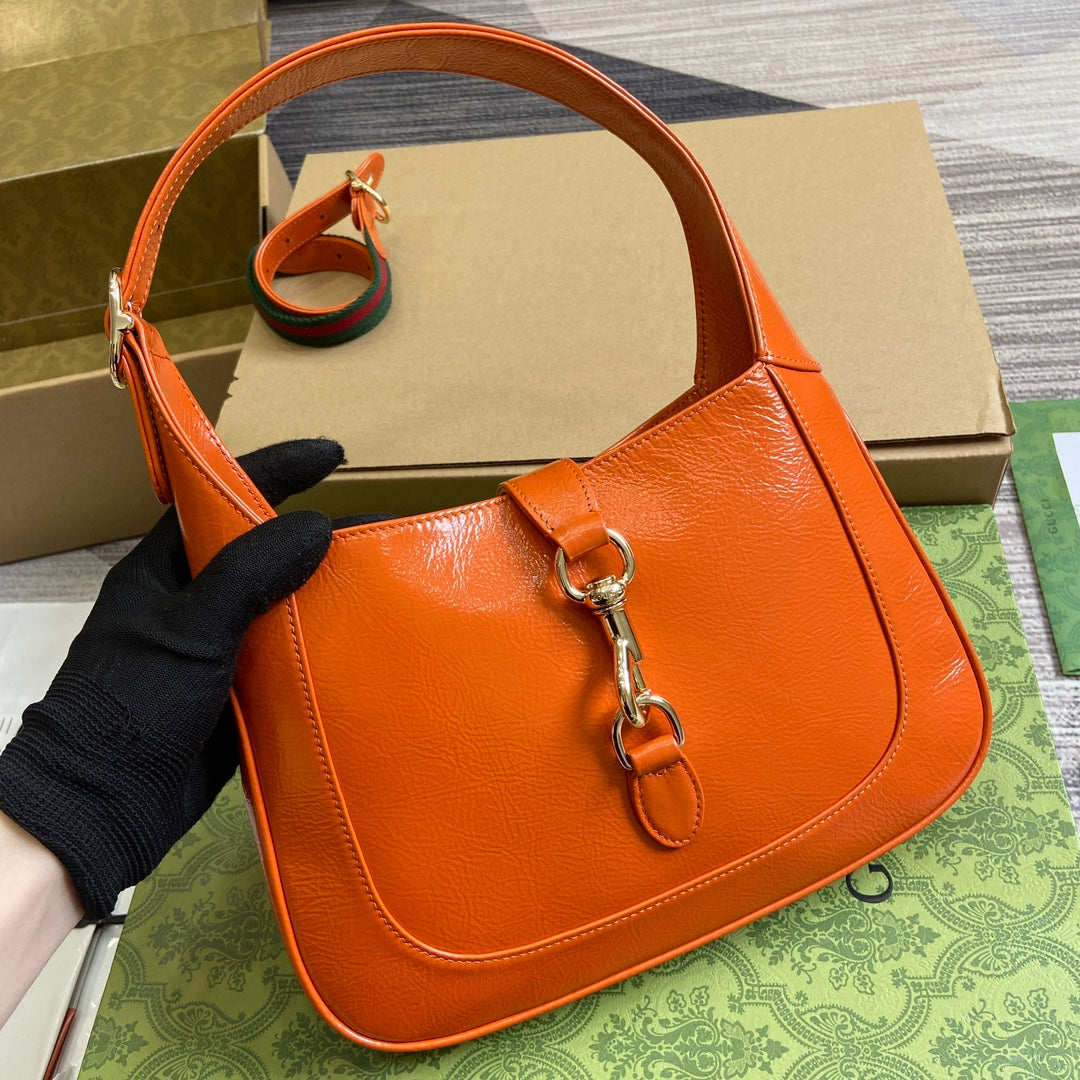 Gucci Jackie Small Shoulder Bag 27 in Orange Cracked Lacquer Calfskin Gold Hardware