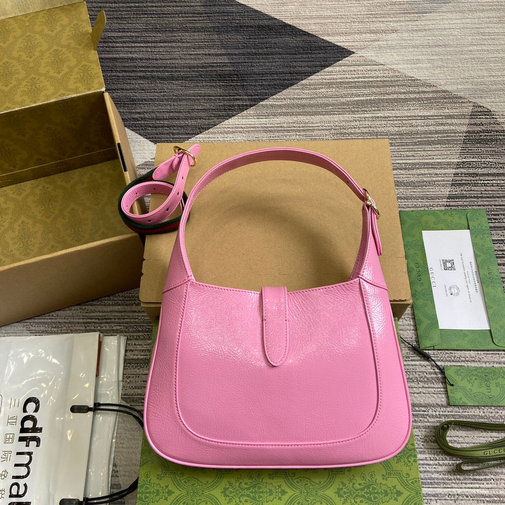 Gucci Jackie Small Shoulder Bag 27 in Pink Cracked Lacquer Calfskin Gold Hardware