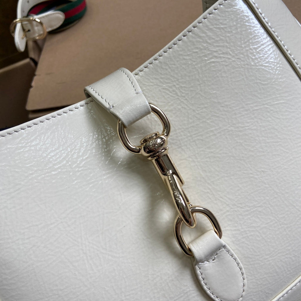 Gucci Jackie Small Shoulder Bag 27 in White Cracked Lacquer Calfskin Gold Hardware