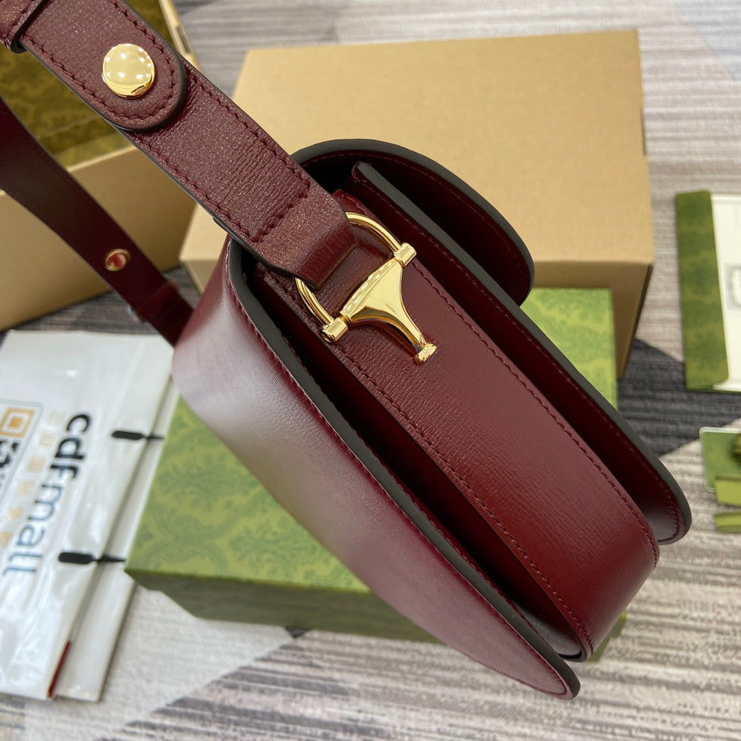 Gucci Horsebit 1955 Shoulder Bag 25 in Wine Red Lambskin Gold Hardware